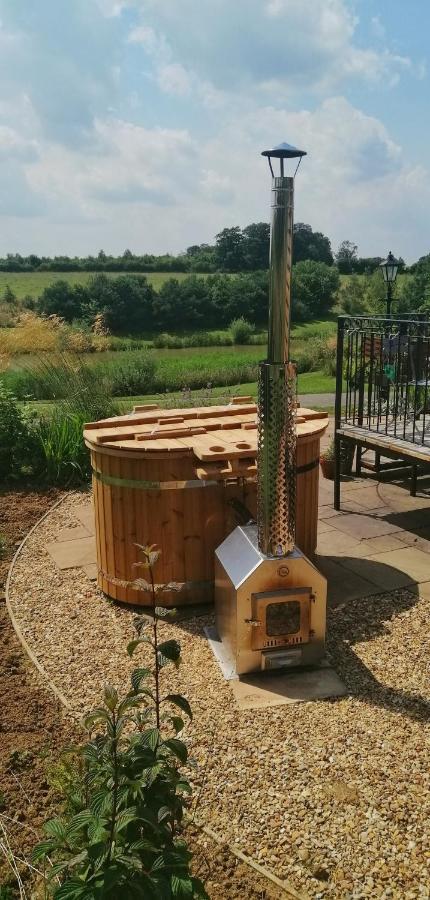 Fair Farm Hideaway Villa Waltham on the Wolds Buitenkant foto