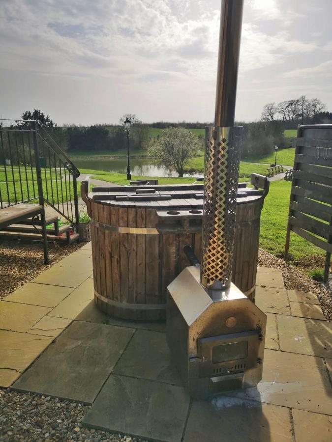 Fair Farm Hideaway Villa Waltham on the Wolds Buitenkant foto